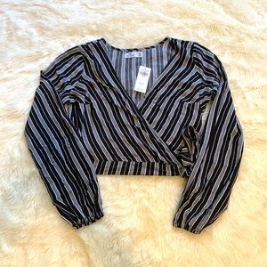 Hollister Striped Tie Side V-Neck Crop Top